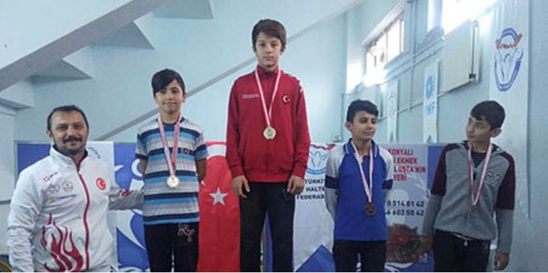 632x314-halterde-sampiyon-.jpg