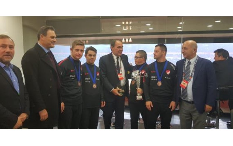 bas-20181120164710.jpg